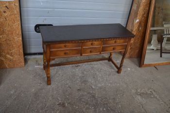 (L-718) Madalam sahtlitega kummut, tv-tehnika aluseks