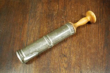 (n-7423) Vana metallist küpsisepress