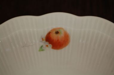 (n-7425/2) Strömgarden, puuviljadega kauss