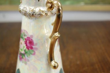 (n-7428) Pärlmutter pinnaga lilleline vaas