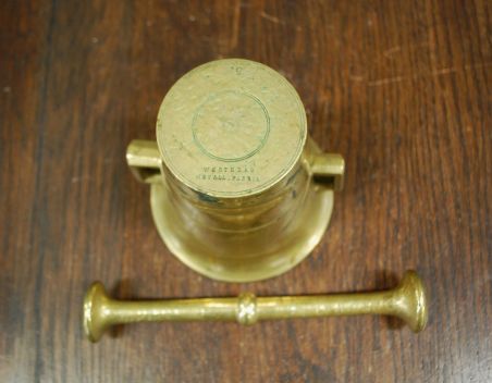 (n-7430) Westeras Metall-Fabrik, uhmer