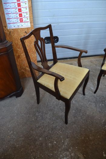 (L-719) Suurem käetugedega tool 2