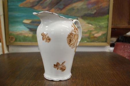 (n-7444) Victoria, roosiline kann