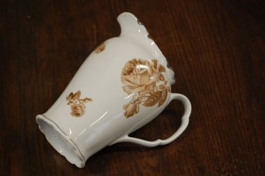 (n-7444) Victoria, roosiline kann