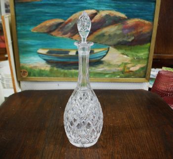 (n-7445) Kristallist karahvin