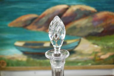 (n-7445) Kristallist karahvin