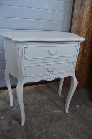 (n-7449/1) Väiksem valge kapike 2