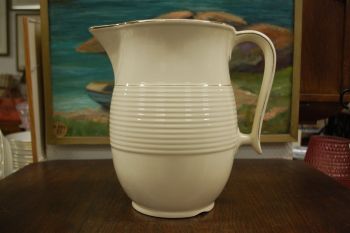 (n-7152) Suur kreemikas kann 2