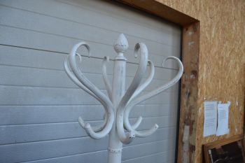 (L-722) Valge viini tüüpi  nagi