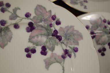 (n-7450/5) Epiag Royal Porcelain, põldmarjadega  salatitaldrikud, 6tk