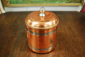 (n-7454) Dorre, metallnõu kaanega 2