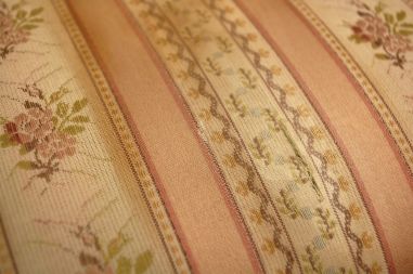 (L-311) Käetugedega tool