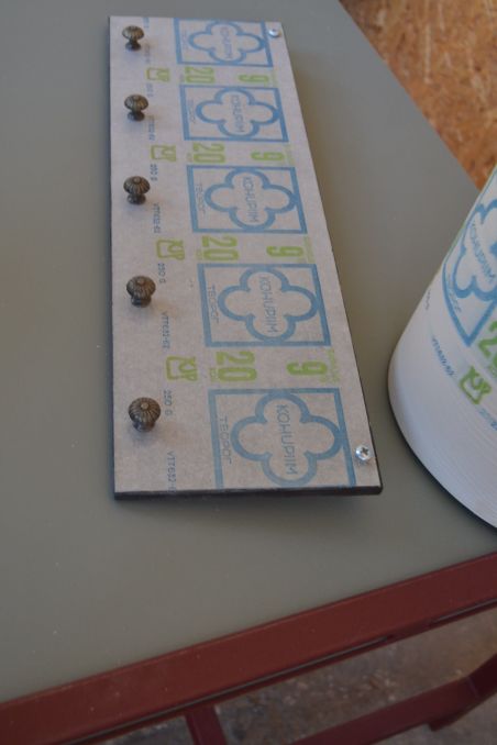 (L-726) Vana kohupiima ümbrispaberiga köögirätiku nagi