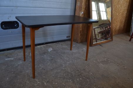 (L-727) Retro diivanilaud