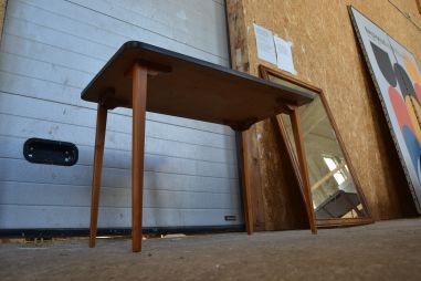 (L-727) Retro diivanilaud