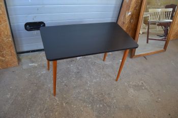 (L-727) Retro diivanilaud