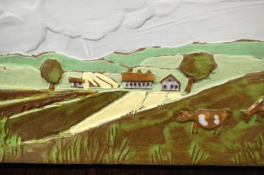 (L-733) JIE Gantofta Keramik, ruumiline lehmadega seinapilt, keraamika, nr 930