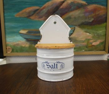 (L-738) Emaileeritud soolavakk puitkaanega