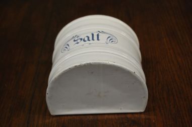 (L-738) Emaileeritud soolavakk puitkaanega