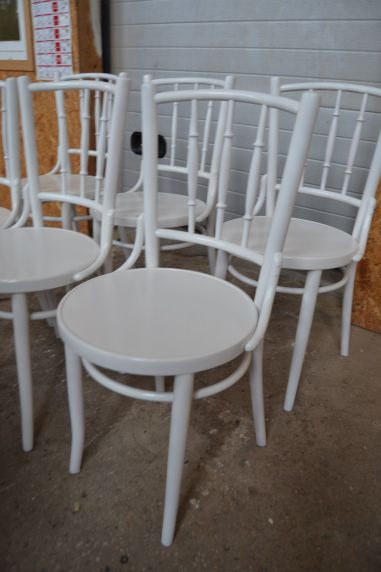 (L-739) Valged viinitoolid, 6 tk komplektis