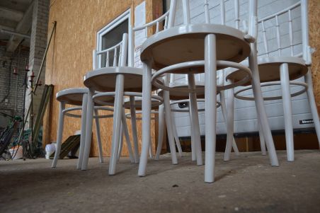 (L-739) Valged viinitoolid, 6 tk komplektis