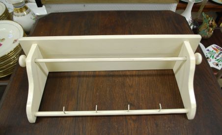 (L-741) Hele riiuliga seinanagi