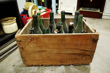 (10-721/5) Vana pudelitega kast, 1968