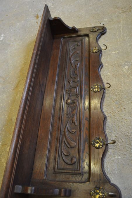 (n-7502) Suurem pardidekooriga mütsiriiuliga seinanagi