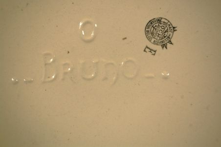 (n-7508) Boch Freres la Louviere, Bruno, suur kann, kauss ja toosid komplektis