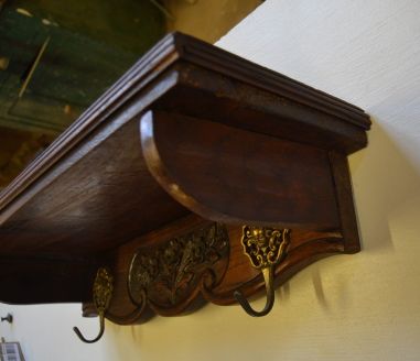 (n-7516) Nagidega riiul