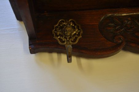 (n-7516) Nagidega riiul