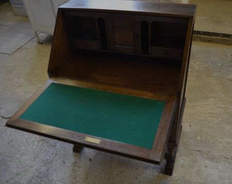 (n-7517) Sekretär, kummut, kirjutuslaud