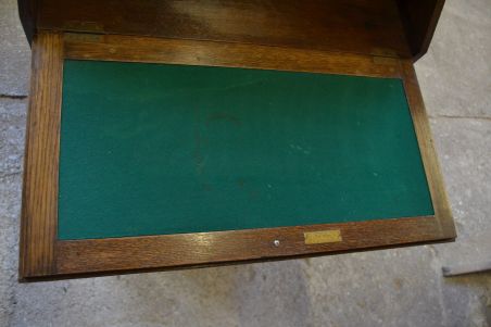 (n-7517) Sekretär, kummut, kirjutuslaud