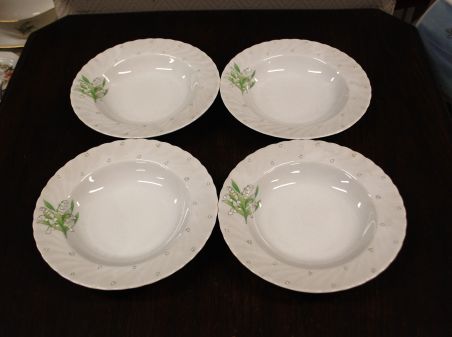 (n-7521/3) Bavaria Seltmann Weiden, piibelehtedega supi-pastataldrikud, 4tk