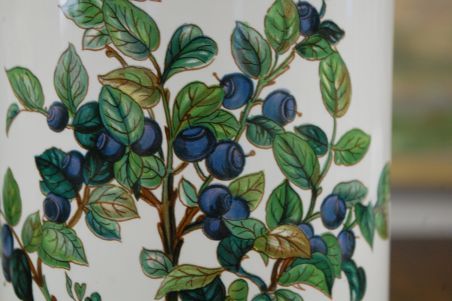 (n-7523/3) Villeroy & Boch Botanica kõrge puitkaanega toos Vaccinium myrtillus