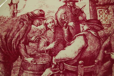 (n-7529) Boch Freres, suur kõrtsiteemaline vaagen-seinataldrik (punane)