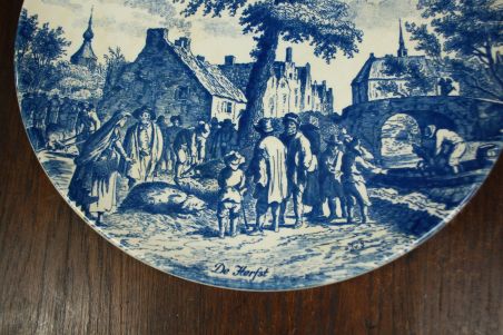 (n-7530/1) Delfts Blaw, suur vaagen-seinataldrik "Sügis"