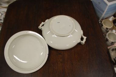 (n-7533) Saint Amand, uhke tirin