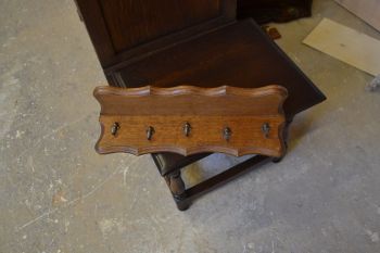 (n-7536) Väiksem seinanagi