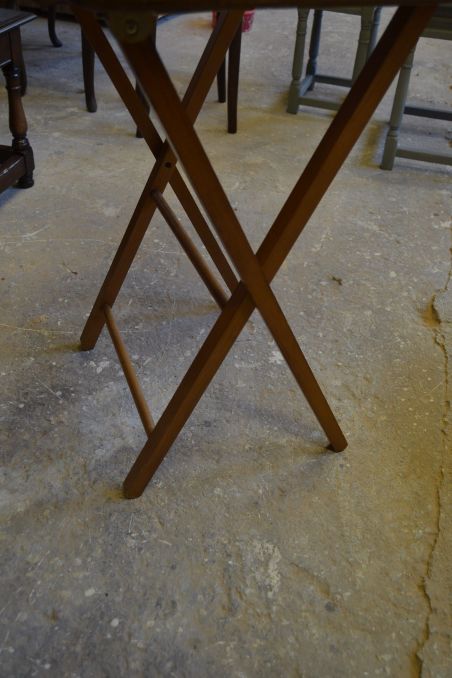 (n-7537) Kokkupandav laud