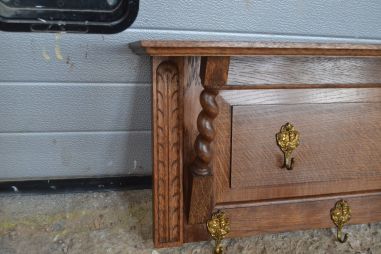 (n-7545) Mütsiriiuliga seinanagi