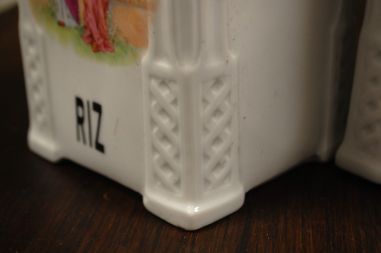 (n-7552) Victoria, 3 suurt toosi komplektis