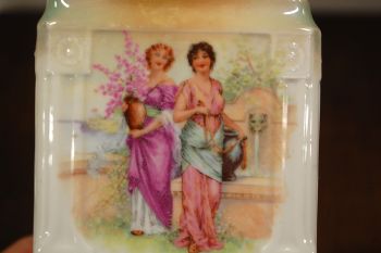 (n-7552) Victoria, 3 suurt toosi komplektis 2