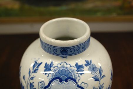 (n-7555) Suurem veskiga vaas