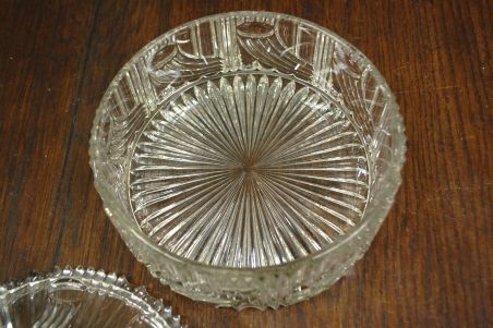 (n-7559) Suurem kaanega klaastoos