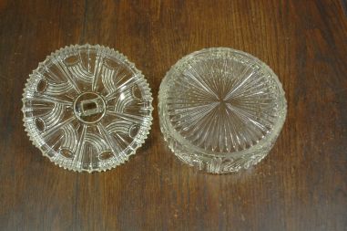 (n-7559) Suurem kaanega klaastoos