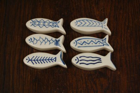 (n-7562) Movitex, kalakujulised portselanist noa-alused 6tk