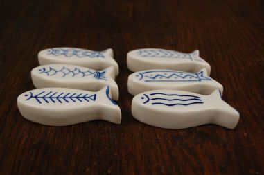 (n-7562) Movitex, kalakujulised portselanist noa-alused 6tk