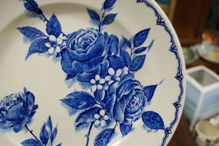 (n-7563) Broadhurst Staffordshire, Victoria  vaagen ja -2 kaussi komplektis