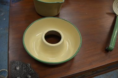 (n-7460) Metallist emailitud köögiriistad, 4 tk komplektis